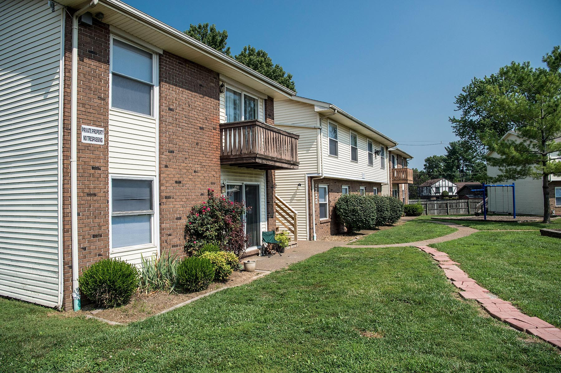 HIDDEN ELMS APARTMENTS